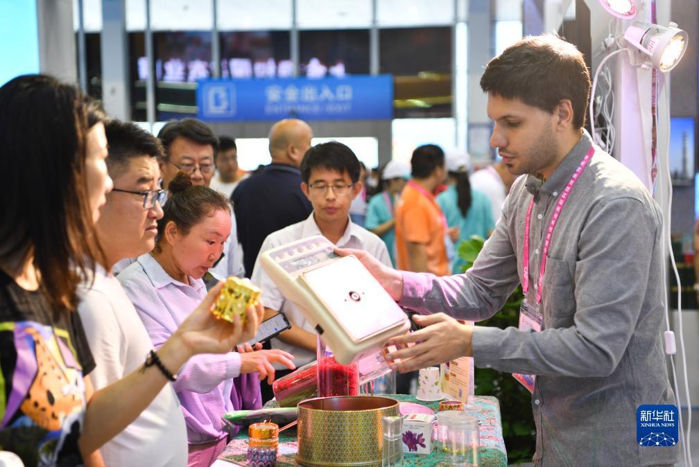欢乐斗牛官网苹果